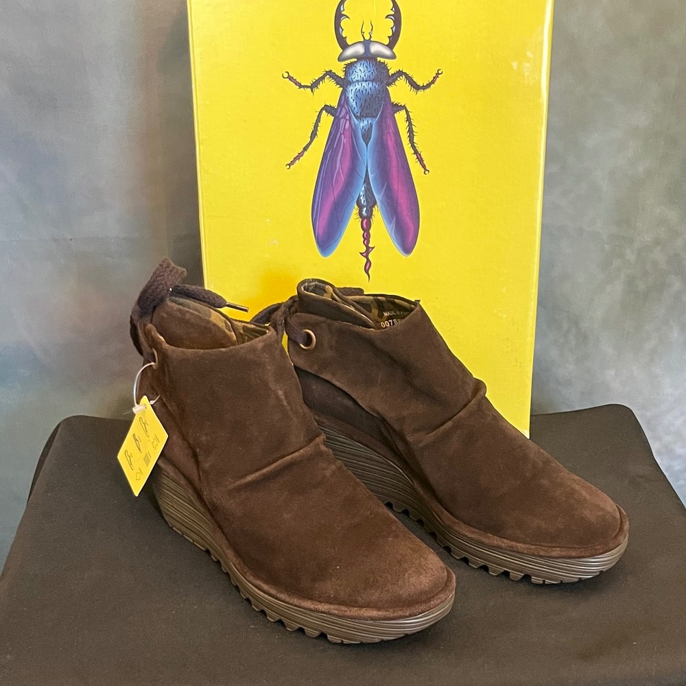 FLY‎ LONDON Yebi Women's Brown Suede Wedge Ankle Boots Tie Accent Size 38